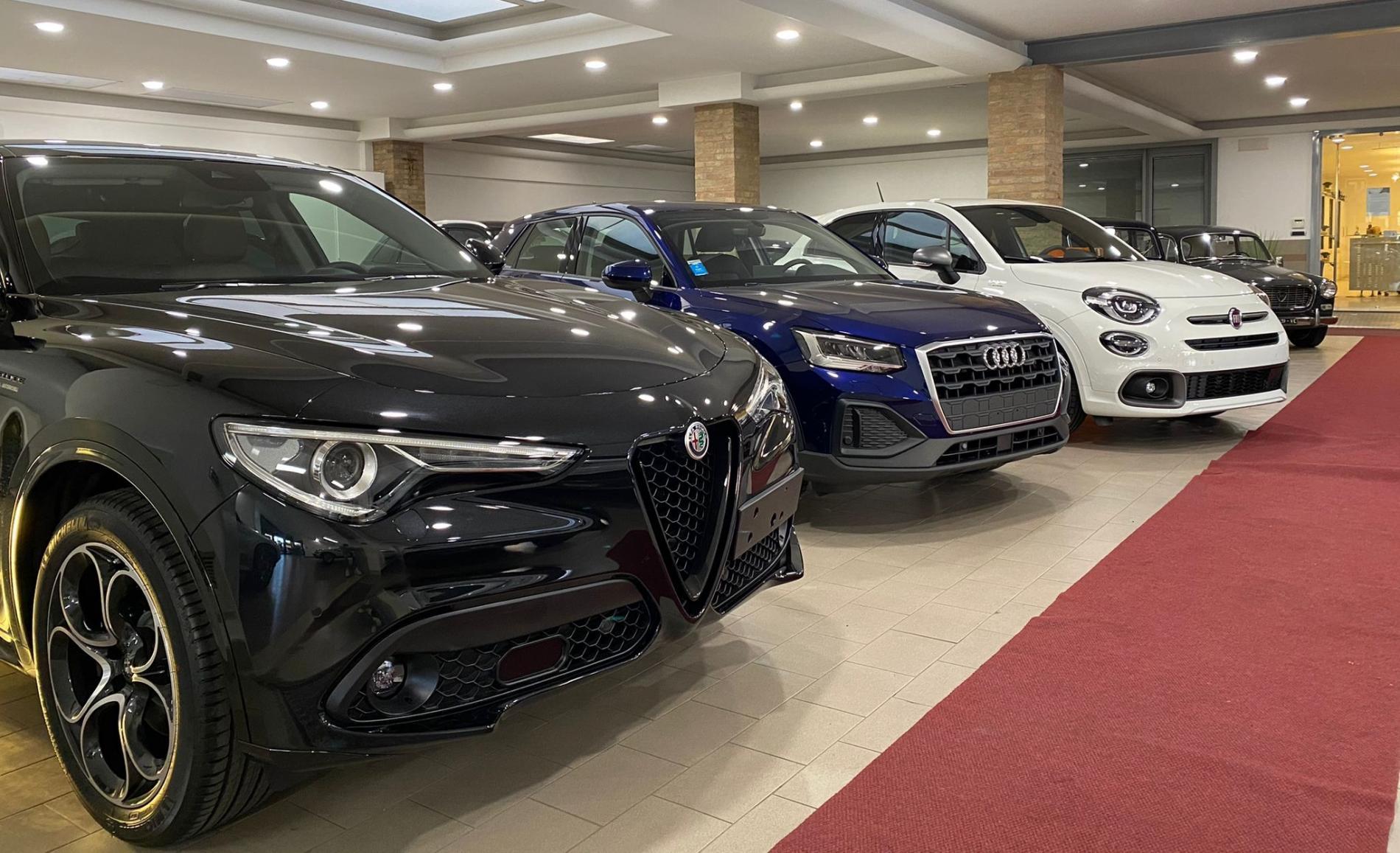 L\'AUTO DEI TUOI SOGNI A PREZZO DI OUTLET
